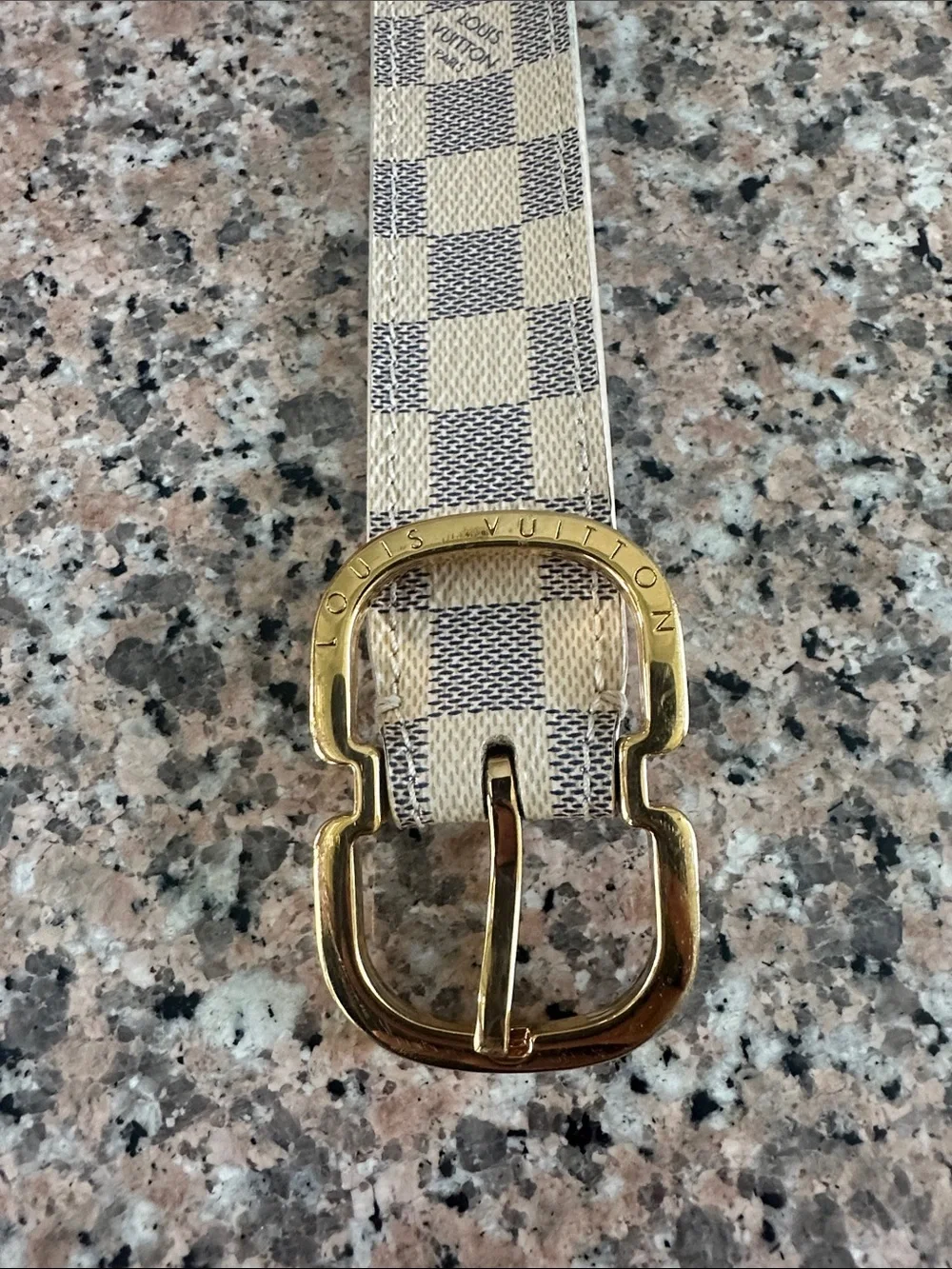 Louis Vuitton Taupe/Beige Leather Belt with Gold Hardware